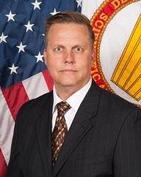 Dr Robert W. Sadowski