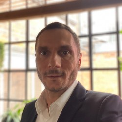 Dr. Swen Grossgebauer