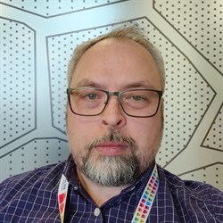 Dr Graeme Robb