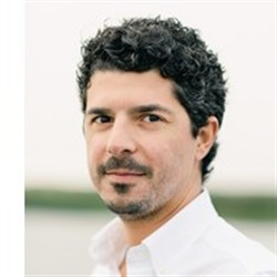 Mr Flavio Oliveira